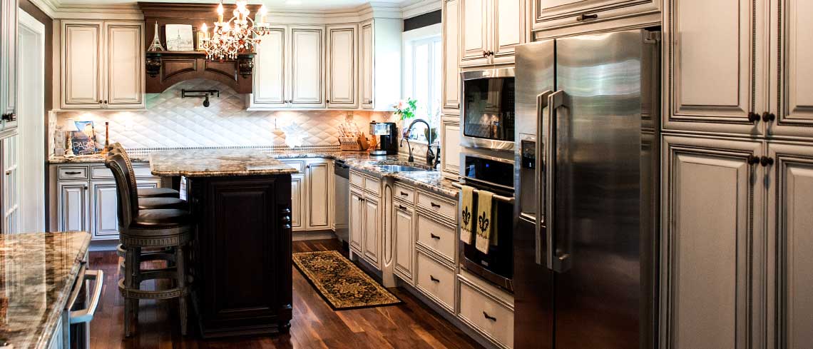 Syracuse door style in Maple finished in custom Macadamia with Ebony glaze | Raby Home Solutions