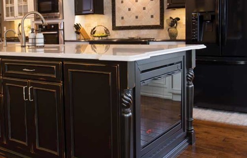 black kitchen cabinets | Raby Home Solutions