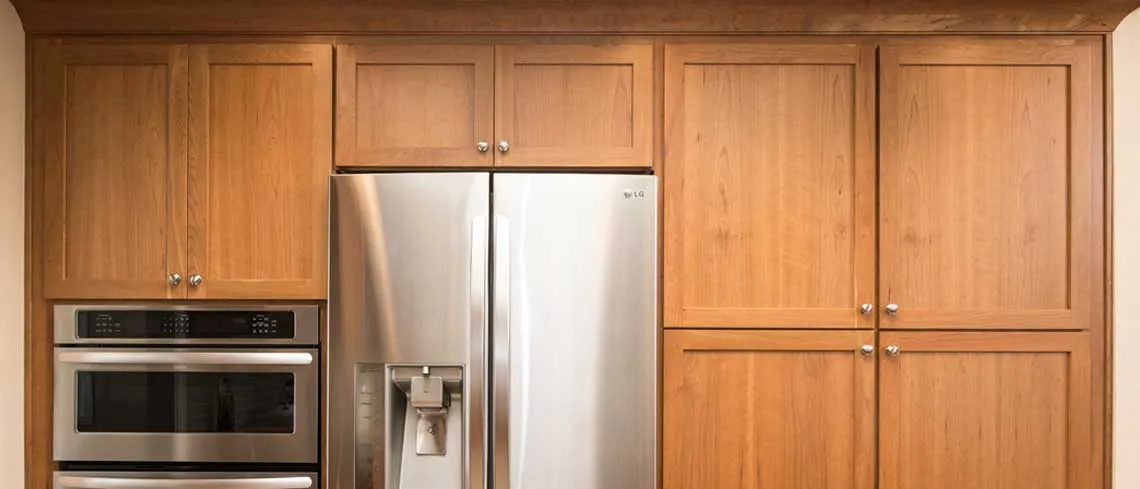 bridgeport-door-style-Oregano Kitchen Cabinet | Raby Home Solutions