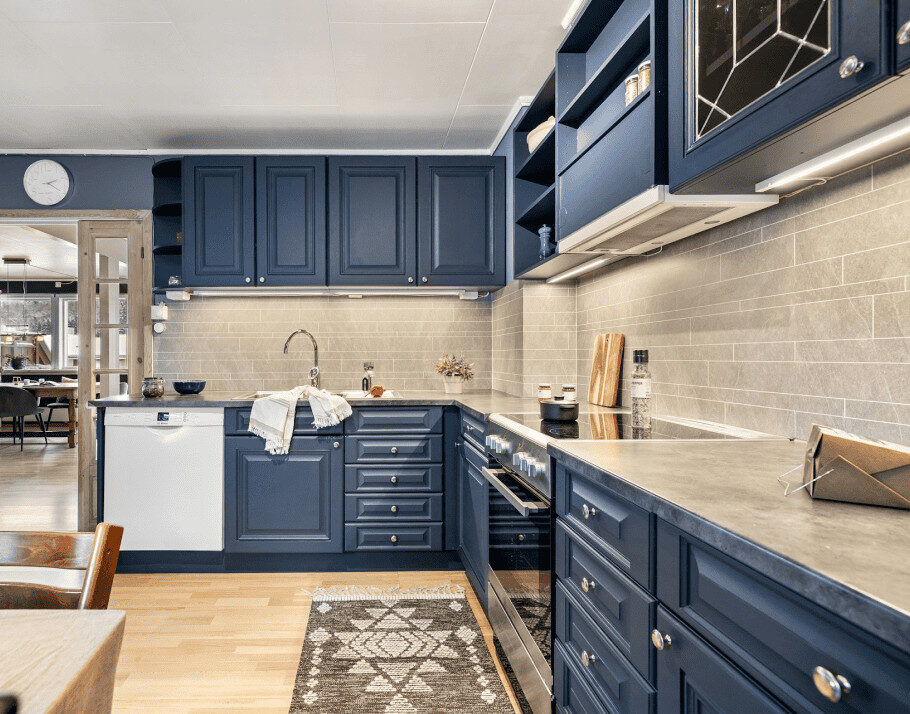 Kitchen cabinets at Raby Home