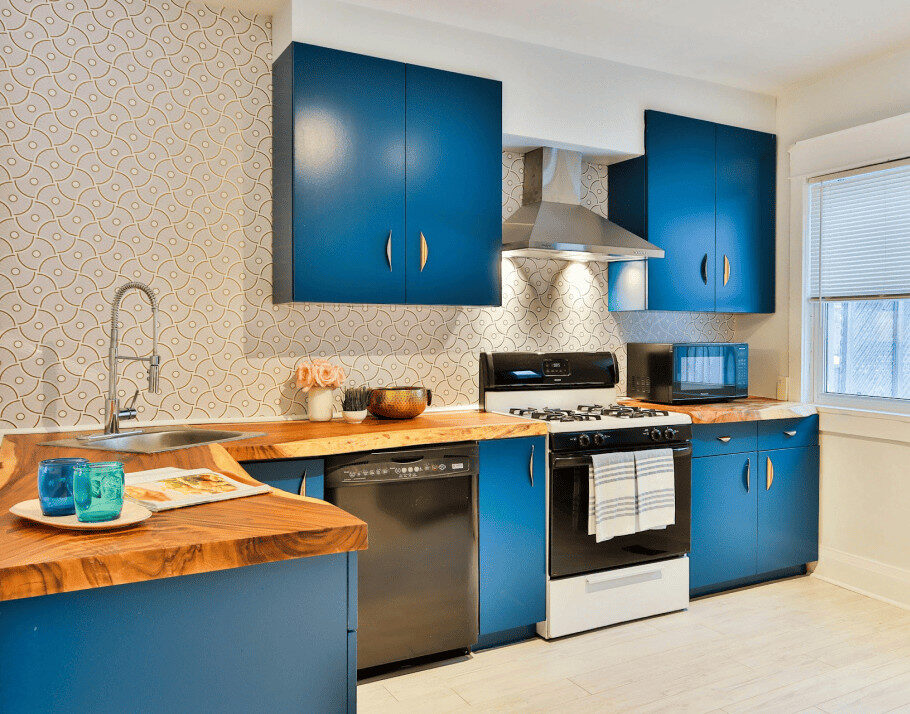 Kitchen cabinets at Raby Home