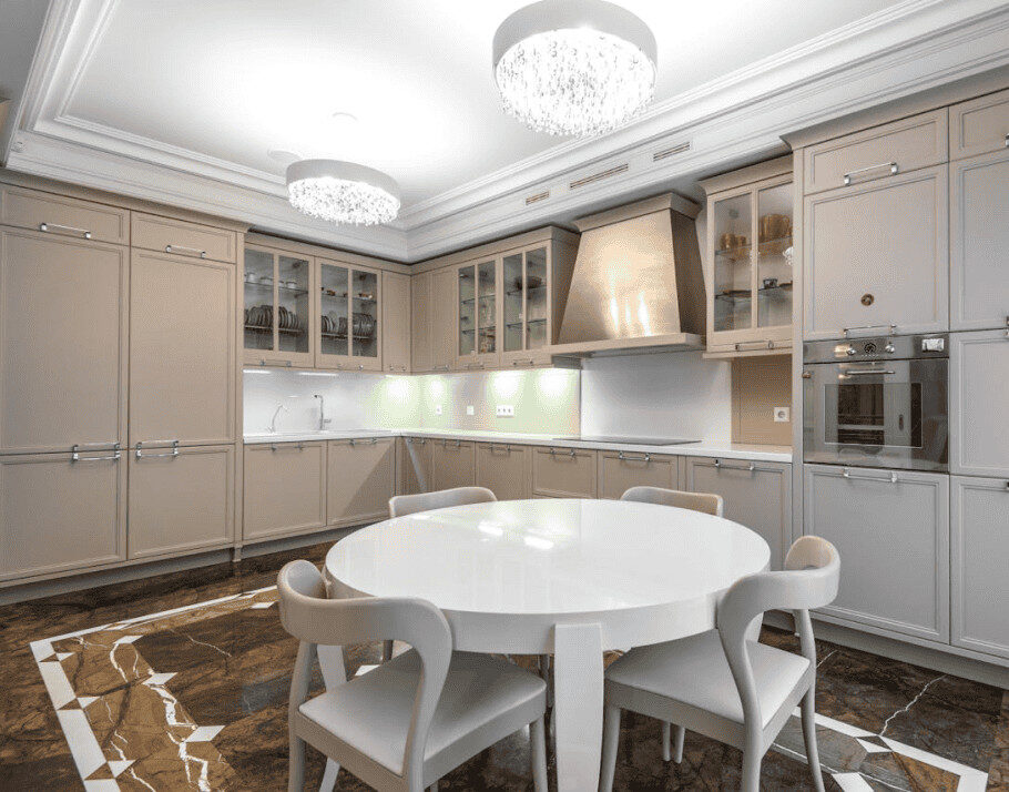 Maple Kitchen cabinets at Raby Home