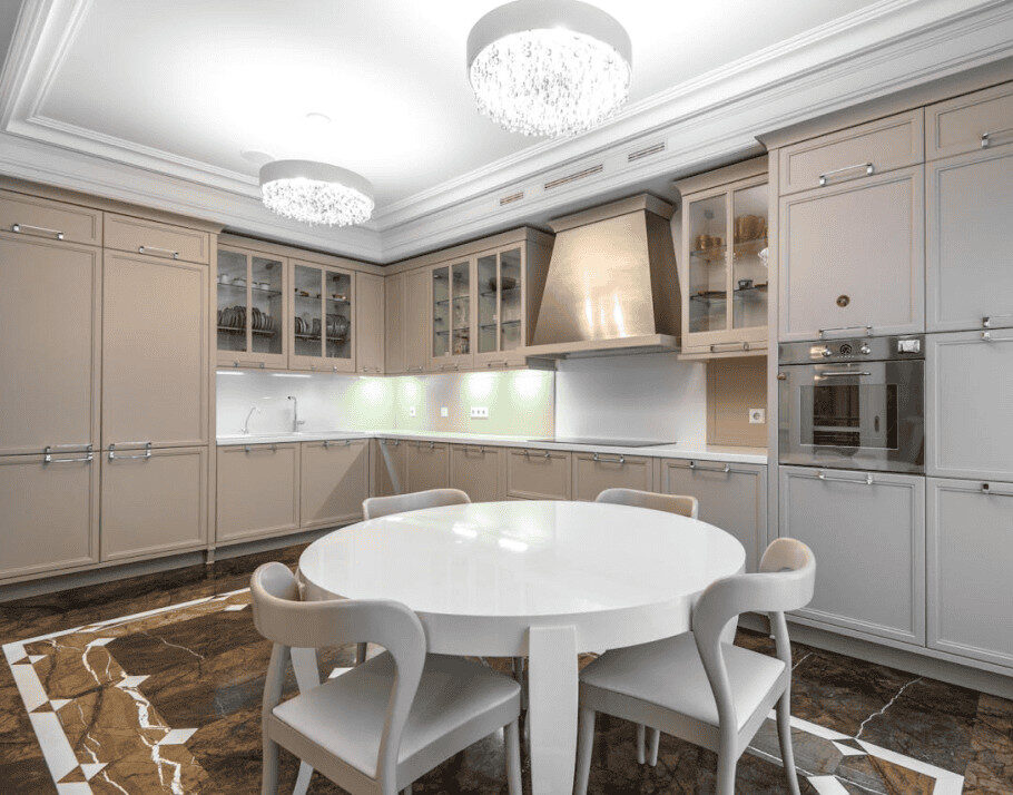 Shaker kitchen cabinets